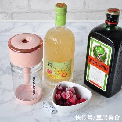 果汁杯|吃不下饭？那是你不会做微醺气泡水