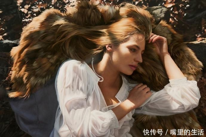 性感|以色列艺术家画出逼真美女油画，身姿曼妙，性感无比