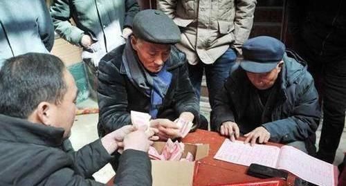 不省|俗语人穷不省三种钱,没钱不串三人门,何意哪三种钱三人门