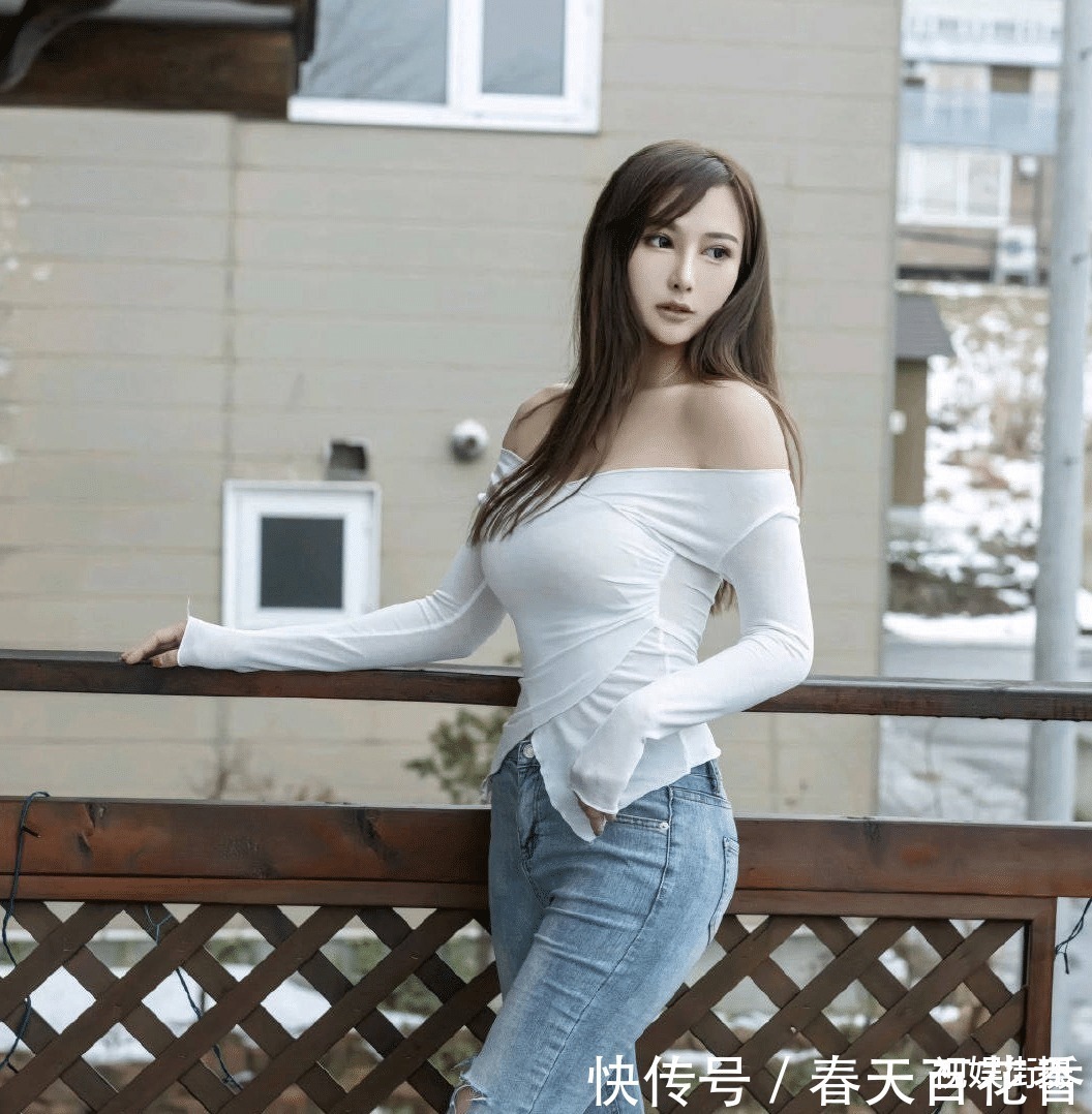 展现|邻家小妹“时髦”的穿搭,展现都市丽人的清新气质