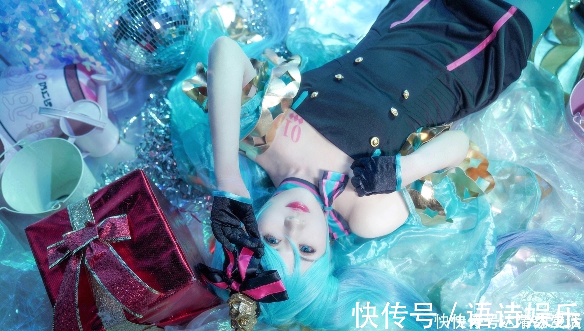 虚拟偶像|三组漂亮妹子COS的人气虚拟偶像“初音未来”还原度相当不错