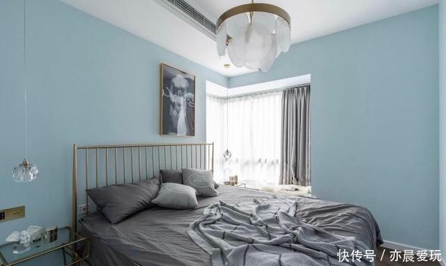 大气|现代简约风的新房,轻奢大气,入户就被客厅背景墙迷住,漂亮极了