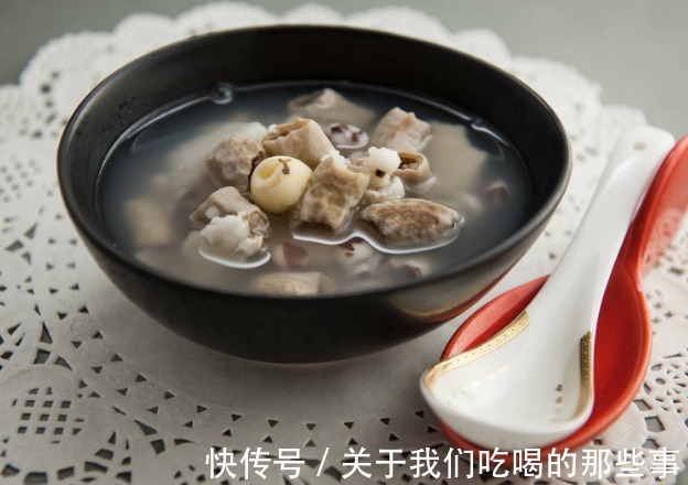 食材|立秋后该喝的养生汤，4种食材煮一煮，健脾养颜降秋燥，平稳度秋