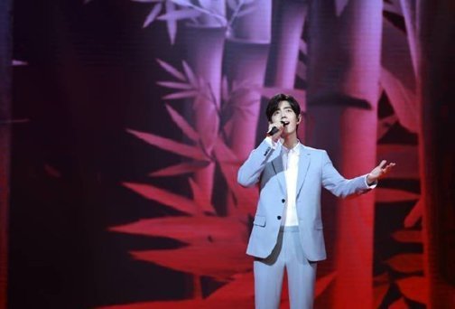 复工之路|肖战空降《演员》决赛,观看人数飙升千万