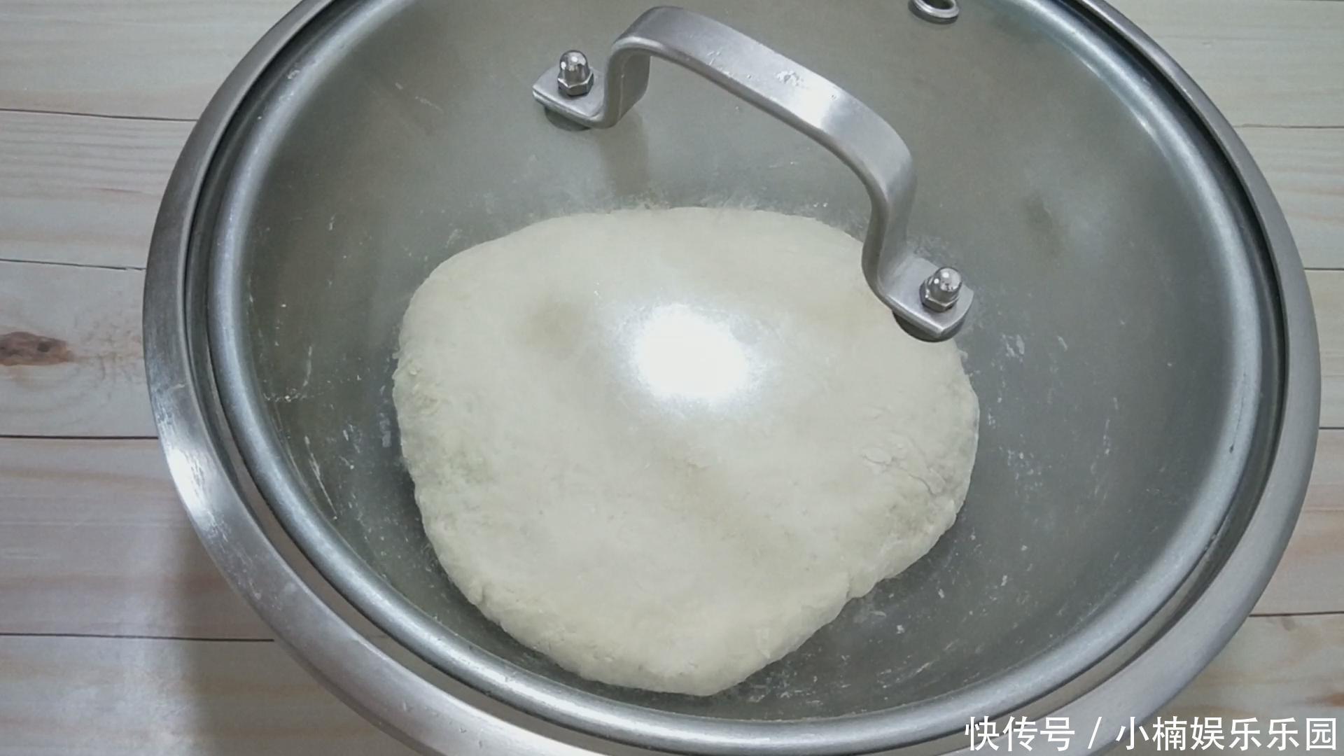 早餐饼又出新做法,比包子馒头都好吃,我家一周吃三次,太香了