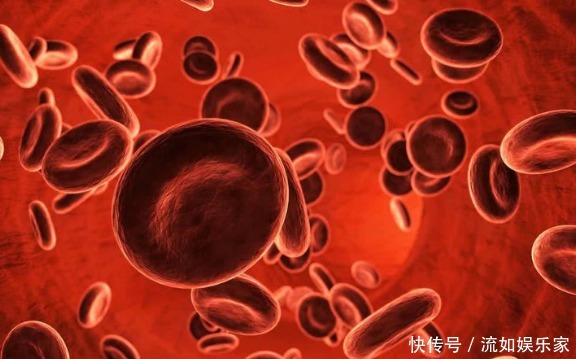 女性长期佩戴“银手镯”,10年后身体会有啥变化大多数人戴错了