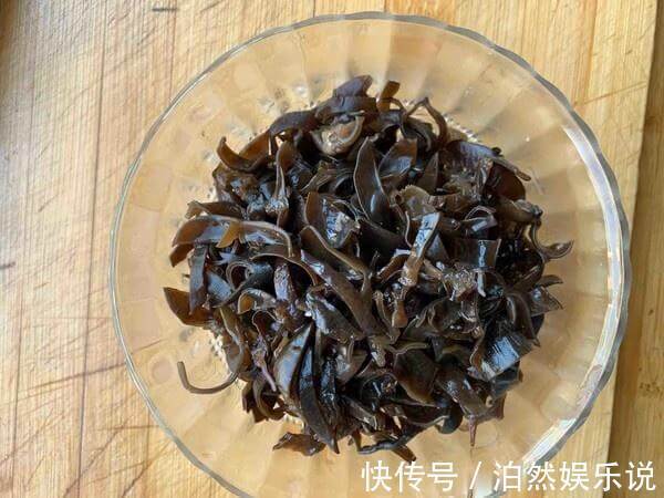 丝儿|老婆饼没老婆，鱼香肉丝也没有鱼，简单4步，猪肉也能做出鱼香味