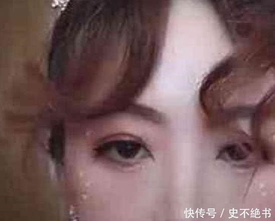 卸妆|婚礼过后新娘当场卸妆,看到真实容貌,网友:新郎你眼瞎呀