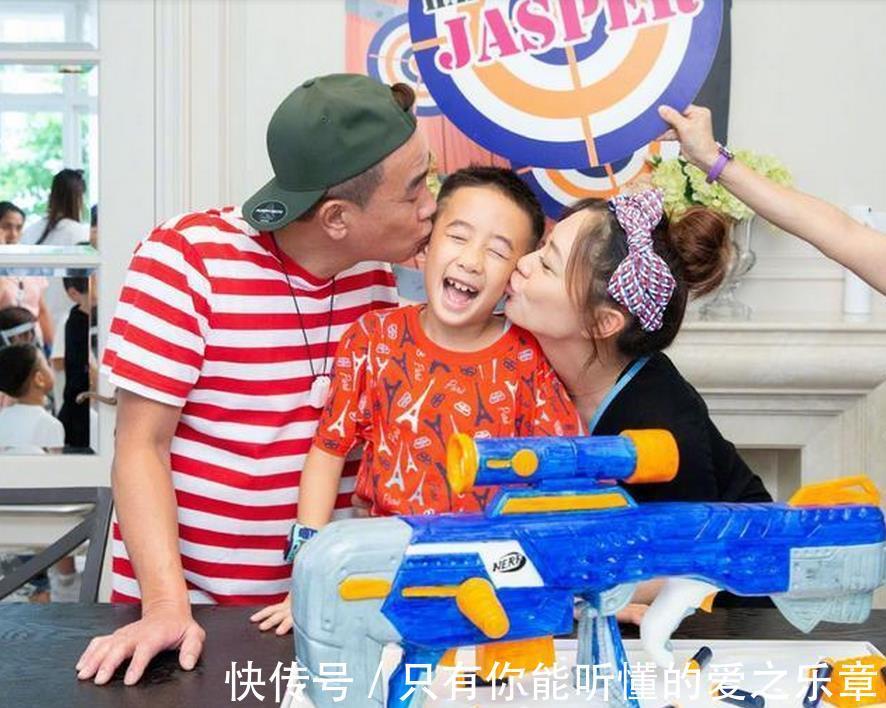 披荊斬棘的哥哥|《披荊斬棘的哥哥》陳小春的豪宅曝光,歐式的裝修風(fēng)格,盡顯奢華