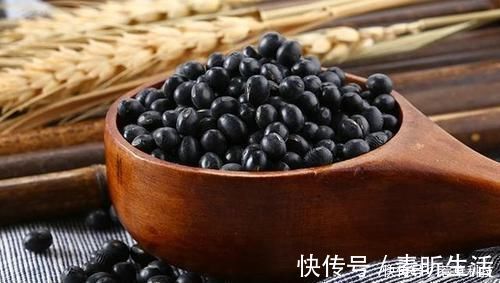 桑葚|女人不管多穷,多吃4种“黄体酮”食物,补充雌激素,滋养卵巢