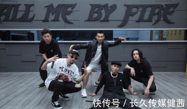 姐姐|在披荆斩棘的哥哥中,处处体现了男性思维:和姐姐区别很大