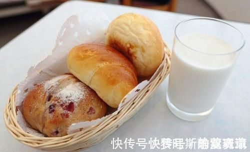 孩子|家长“糊弄式”早餐出炉,没营养还影响身高,你还在给孩子吃吗