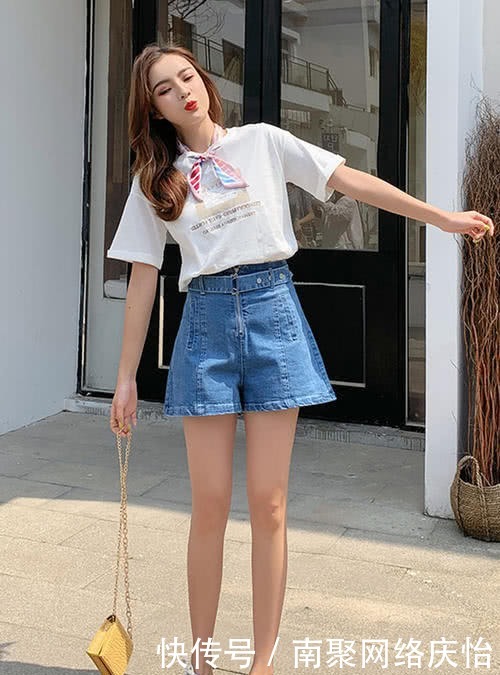 即将迎来的初夏,时尚的搭配又会是什么?