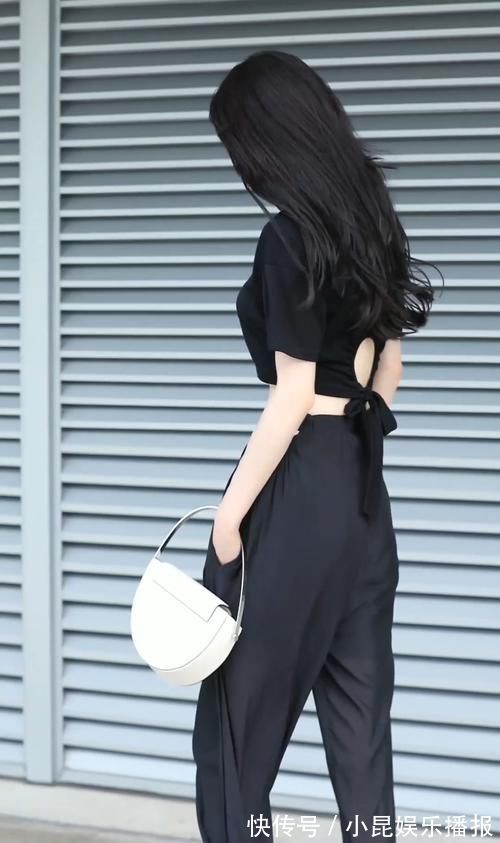 潘南奎 街上偶遇潘南奎,身穿黑色T恤搭配阔腿裤,好气质堪称绝美