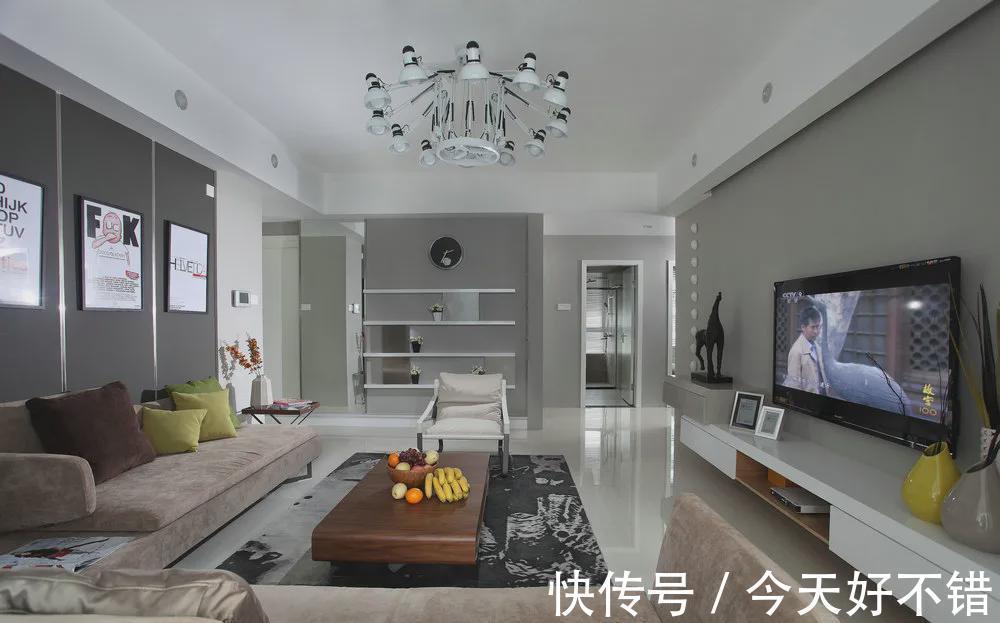 装修|130㎡新房装修,现代简约风设计,好有情调的一个阳台布置!