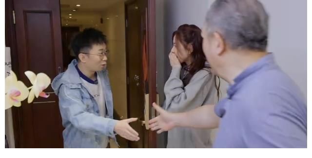 做家务的男人|大型社死现场,尴尬到用黄历来解释,宋妍霏的待客之道太好笑了