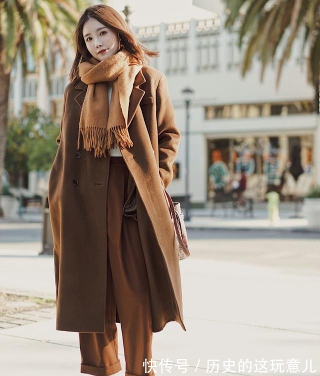 雷区 秋冬，流行这4种大衣搭配，好看还显气质！秋冬，流行这4种大衣搭配，好看还显气质！