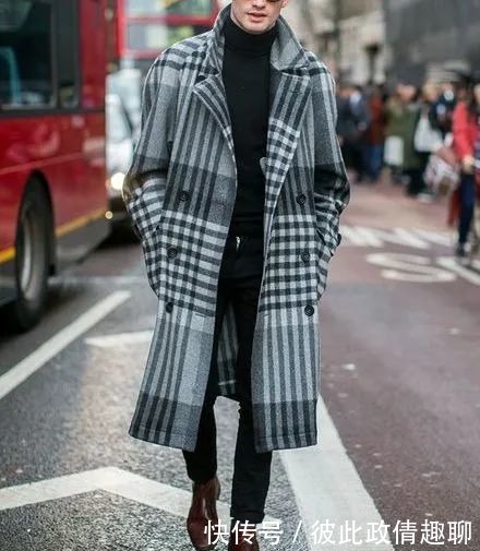 小编|一分钱两样花!今冬第一件大衣,我选性价比超高的ta