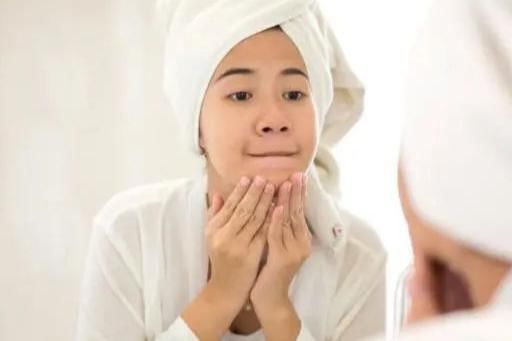 对抗|如何与痘痘做对抗?怎么做痘痘才能消失?改善痘痘肌需知