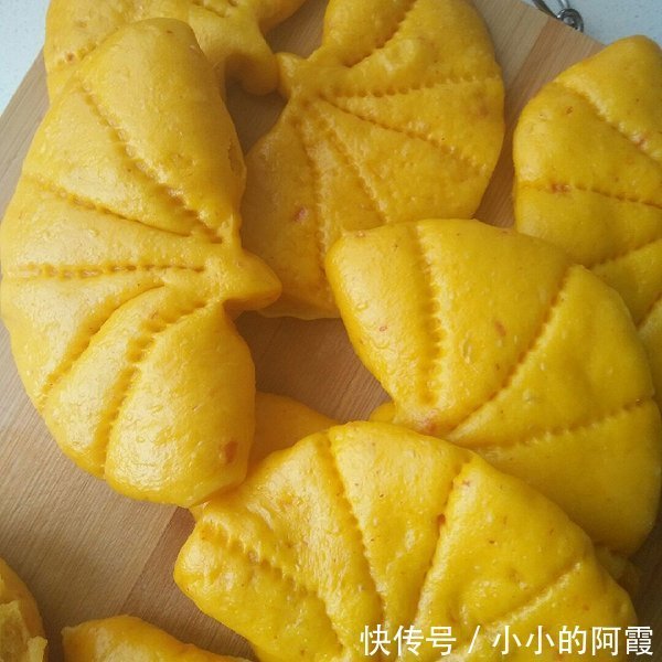 一根玉米，两个鸡蛋，教您做营养好吃的早餐饼，大人小孩抢着吃