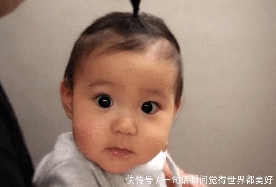 宝宝|孩子睡觉时经常让家长不放心？宝宝突然惊醒会难受，3点原因要自查