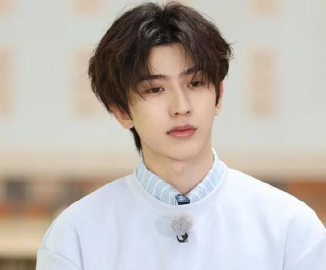 王祖蓝|跑男第九季来袭,全员集结完毕,郭麒麟离开,飞行嘉宾出乎意料