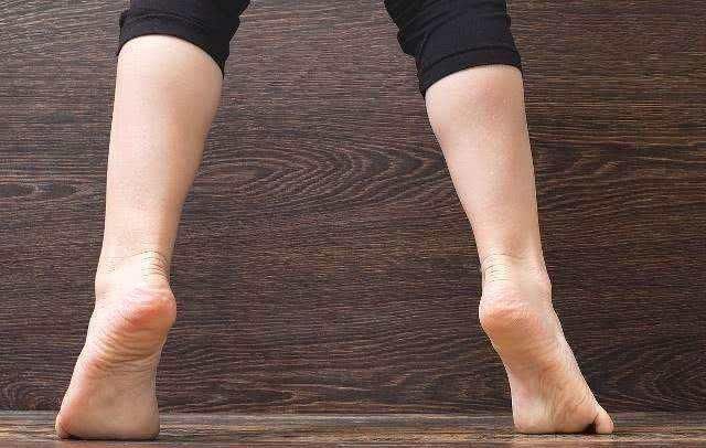 好处|每天“踮脚尖”10分钟,身体会有4大好处,3种踮脚尖方法了解一下