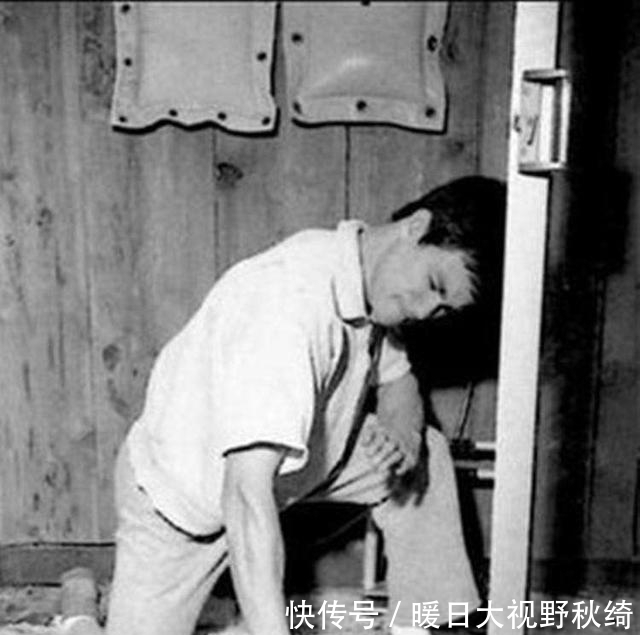 丁佩|叶问观察李小龙,感叹:你脚跟不沾地,是短命鬼!20年后果然应验