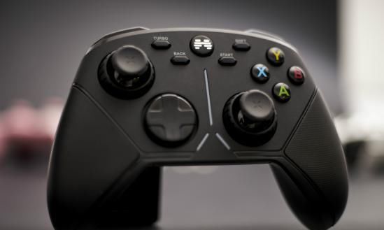 手柄|游戏手柄横评，北通阿修罗3与Xbox One，谁更值得买？