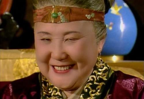 薛家|薛宝琴比薛宝钗还要出色,她为什么没有进入金陵十二钗正册?