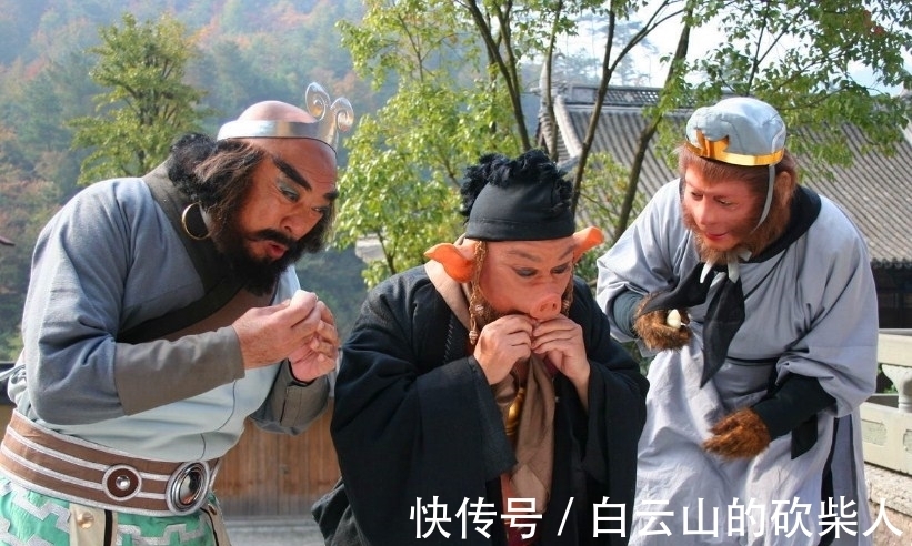 参果!猪八戒为何不细嚼,就将人参果一口吞掉,其实他发现了一个秘密