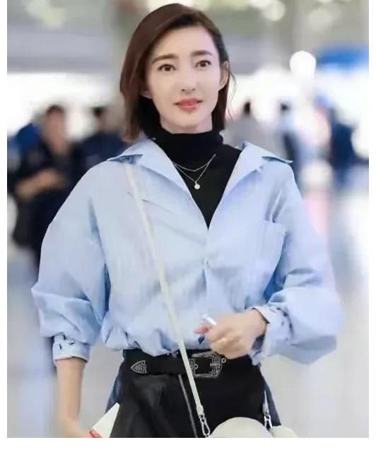 画眉|王丽坤：妆罢低声问夫婿，画眉深浅入时无