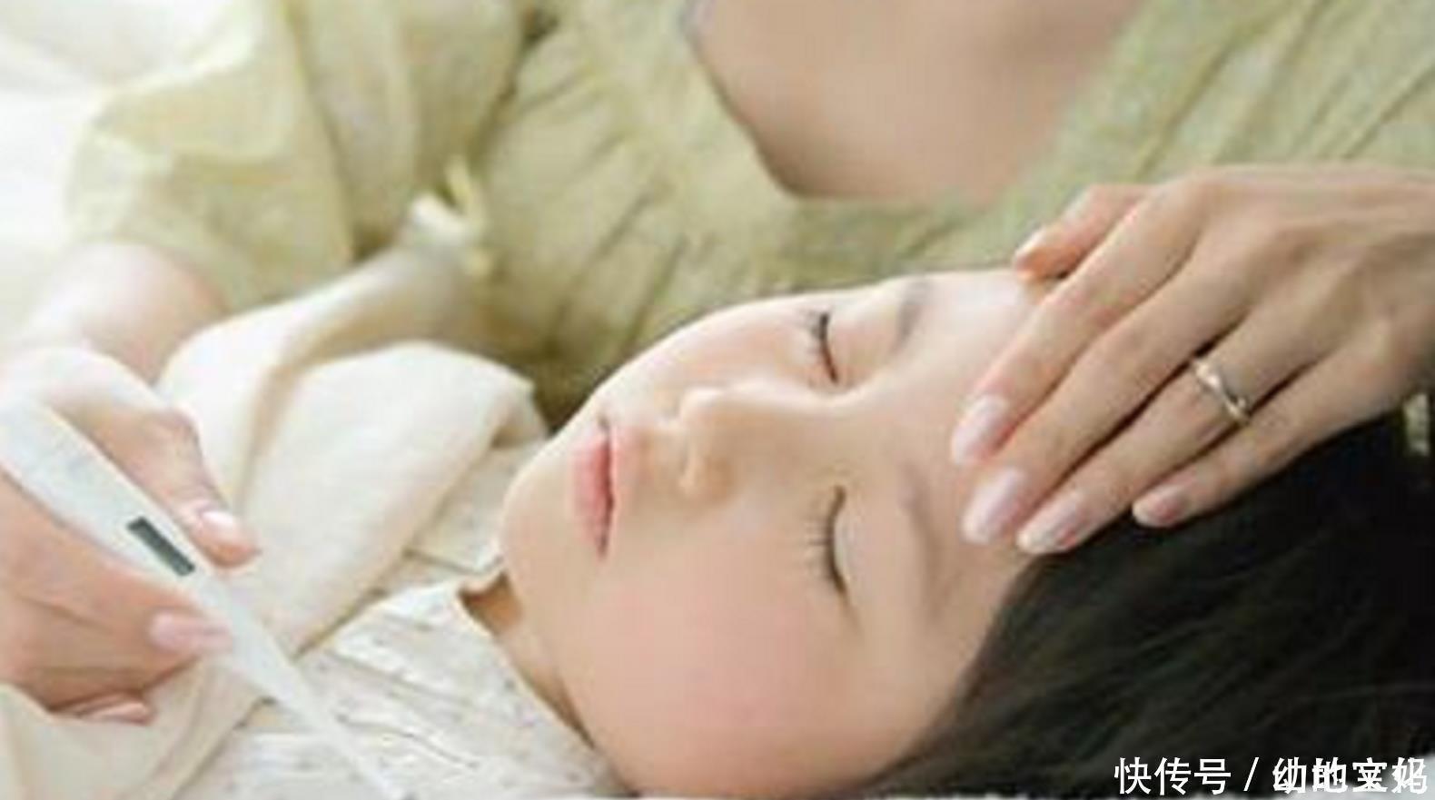 医生|孩子高烧医院排队400号,医生只顾打私人电话,网友:自作自受