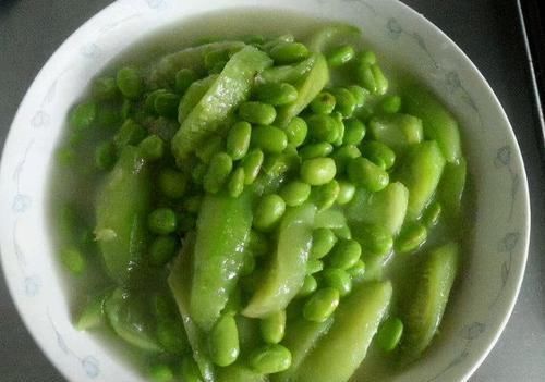 毛豆|女性不想满脸皱纹,推荐多吃3种食物,营养丰富,身体棒棒哒!