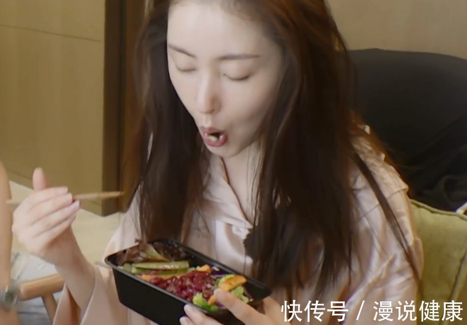 福利期|女性生理期，真的是减肥的福利期？医生揭穿“变瘦”背后的真相