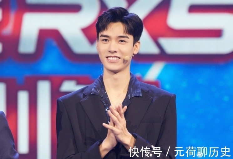 美颜|龚俊综艺录制生图，无精修无美颜状态真实，颜值让人看傻眼