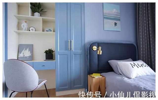 卧室|卧室太小梳妆台、书桌没地装？学着嵌入到衣柜里，把每平米利用好