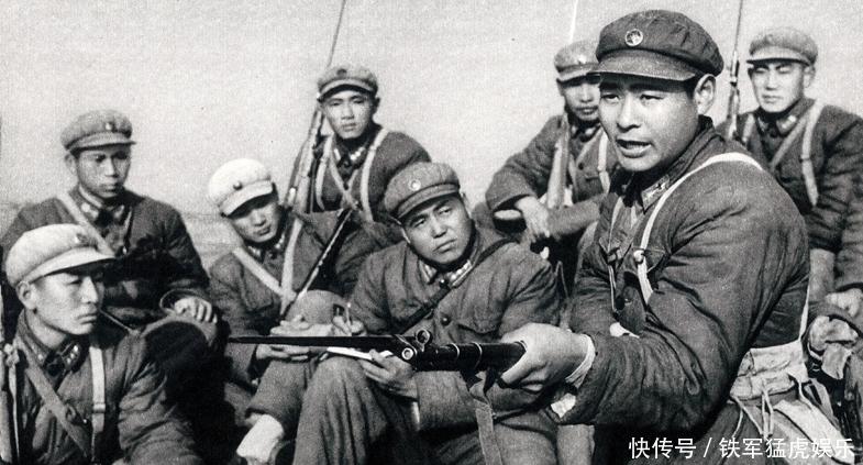 许世友|许世友遇高手总想切磋，找到耿飚被拒绝：不用比，你不是我对手