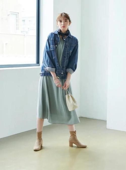 2021优衣库早春穿搭来了，百搭平价又气质优雅的日系穿搭