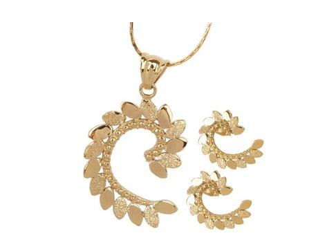 吊坠!包金和镀金包金吊坠保养包金戒指保养包金手链保养