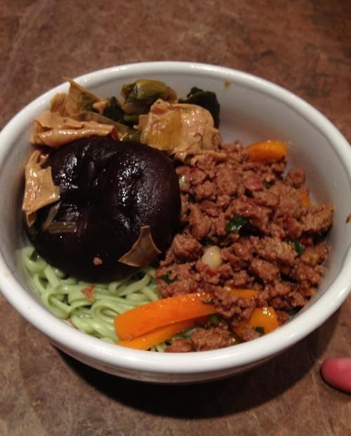 面条这么做,有滋味又过瘾,十分钟就能上桌,吃得好还节省时间