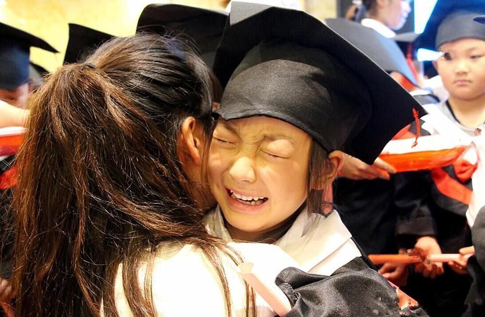 自尊心|“低等”父母做保姆，“高等”父母造精英，4种方式让娃更有出息