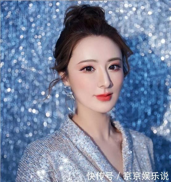 艺名|薇娅暂停直播，入院动手术，亮点却在她的手环上？