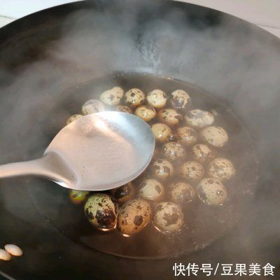 教你一招，做出的卤味鹌鹑蛋越吃越香
