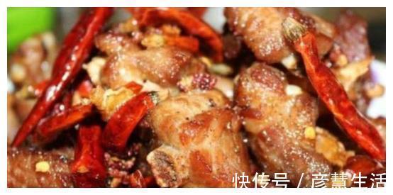 五香粉|美食推荐:糖醋脆皮豆腐、小炒五花肉、炒鸭血、香辣排骨的做法