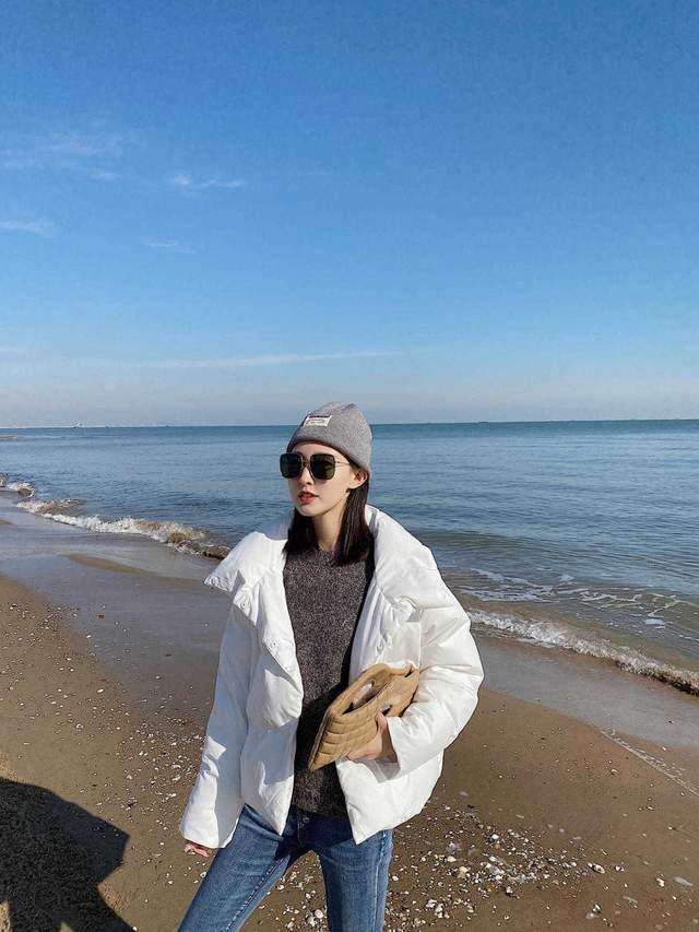 臃肿|秋冬,学会这几种羽绒服穿搭法,让你告别臃肿,穿出好气质