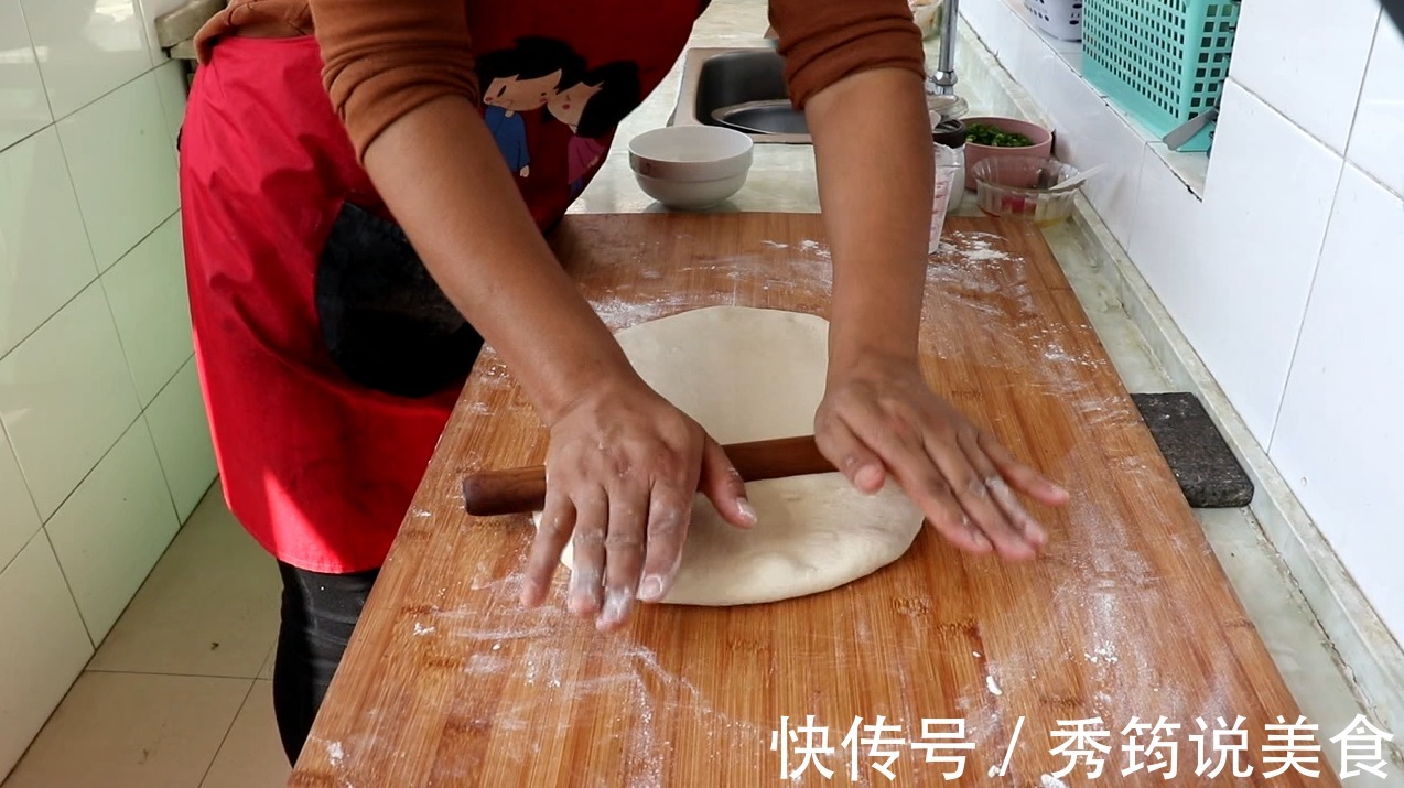 教您在家轻松做花卷,馒头松软、又白又好吃,看一遍就能学会