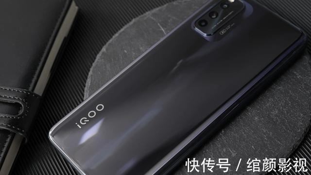 iqoo|现在用两年前的手机丢人吗？