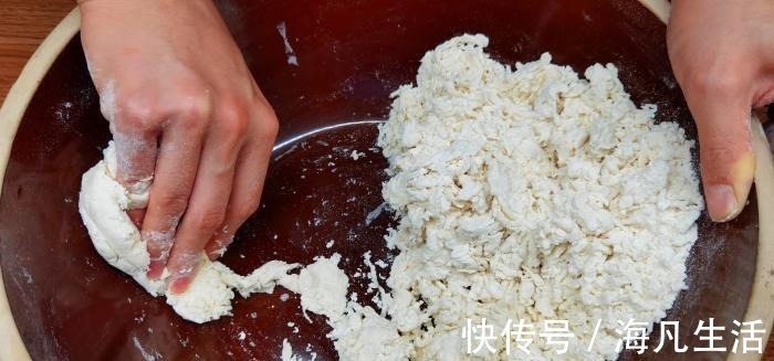 无论和什么面，牢记2个手法，面再软都不粘手，老师傅诀窍真实用