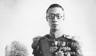 溥仪|同一朝代的两位末代皇帝,因为一堵墙,死后的待遇大相径庭!